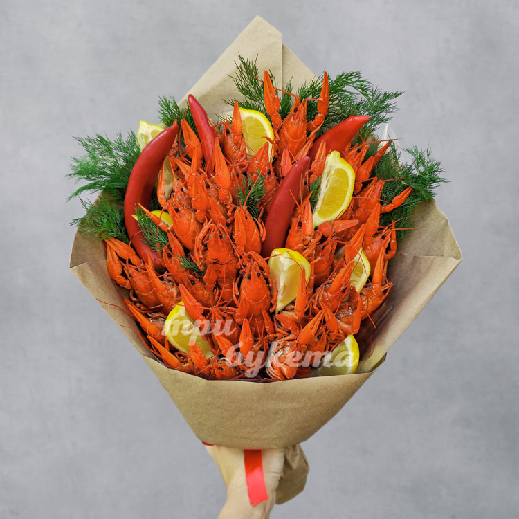 Букет из раков и лимона